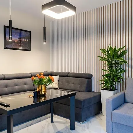 Apartamento Widoklove - Blisko Szlaków, Aquaparku, Parking Podziemny *