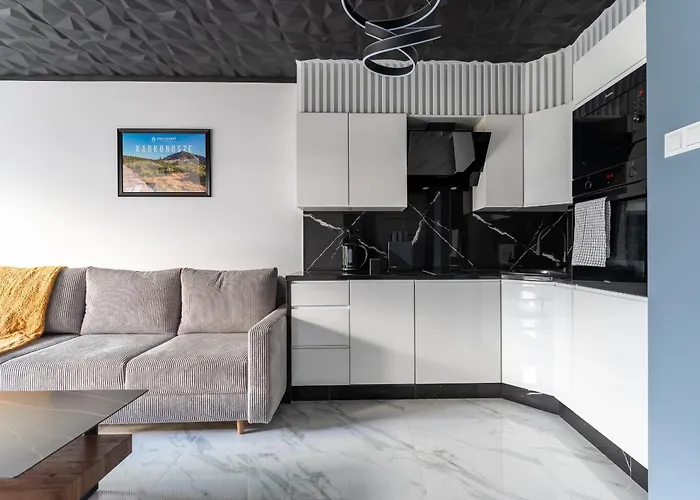 شقة Widokowe Marzenie - Blisko Stoku, Parking Podziemny By Spaceapart